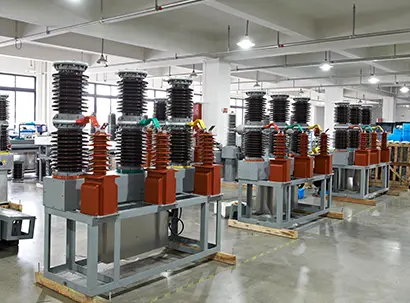 電力機器産業に深く関与し、世界 30 か国以上にサービスを提供